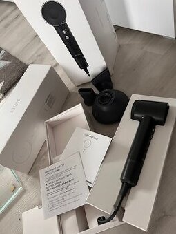 Prodám fén na vlasy Laifen Swift Special Matt Black