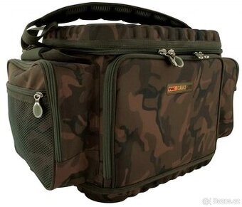 Rybářská taška Fox Camo Barrow Bag