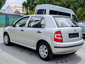Škoda Fabia 1.4i po prvním majiteli najeto 19 000km stav nov