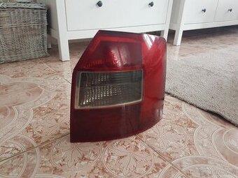 Pravé zadní světlo Audi A4 B6