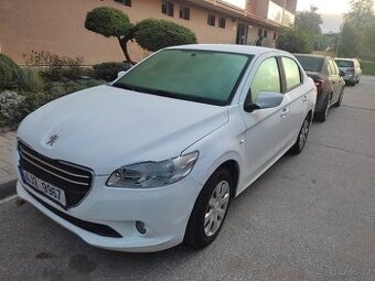 Peugeot 301benzin 1,2 rok 2014 najeto 65000Č ČR