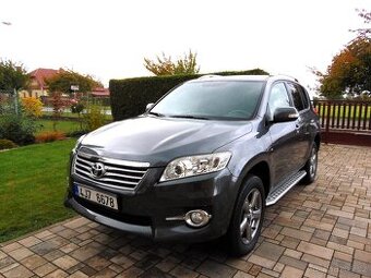 TOYOTA RAV4 2.0 4X4,1.MAJ.,PŮVOD ČR,TOP STAV