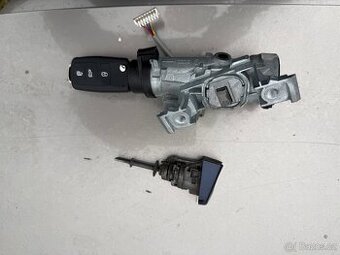 VW Škoda Seat Audi spínací skříňka