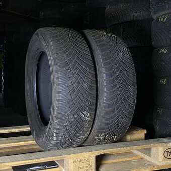Zimní pneu 215/60 R16 99H Hankook 5mm