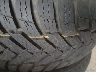Zánovní celoroční Nokian weatherproof 195/60 R15 88H úsporné