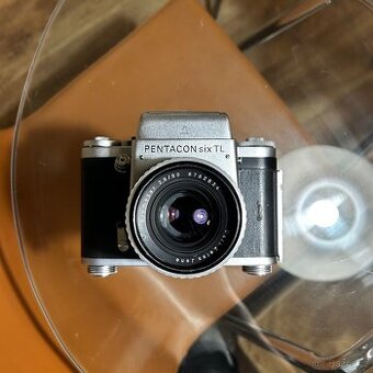 Pentacon six TL s carl zeiss biometar 80mm 2.8