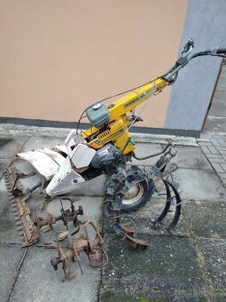 Malotraktor, kultivátor Fortschritt