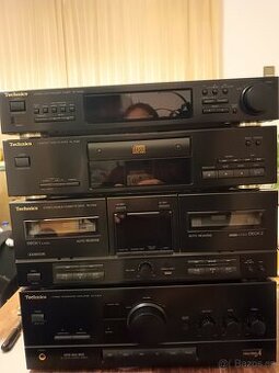 Hifi věž Technics -class A , vitrínový vzhled bez škrábanců.