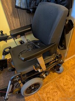 Invalidní vozík Puma 20