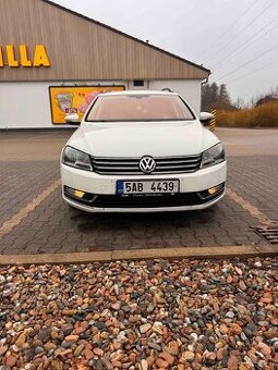 Volkswagen Passat B7 2.0 TDI DSG, 2012