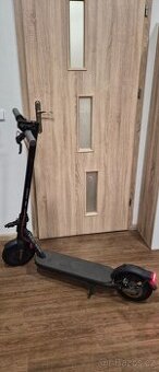 Elektrická koloběžka Xiaomi 4