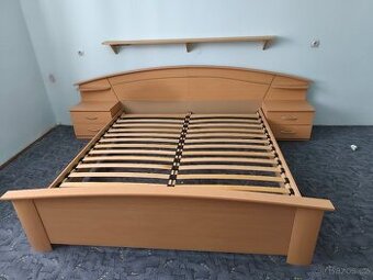 Prodám manželskou postel