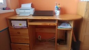 psací stůl