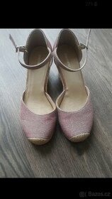 Krásné boty na klínku Graceland, Vel 36 - 1