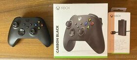 Xbox Wireless Controller + Xbox Play & Charge Kit