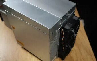 Prodám 10ks těžební stroj Bitmain E9 PRO cca 1 rok starý
