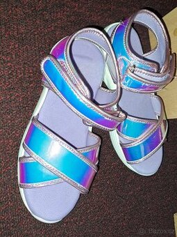 Letni sandalky vel 36