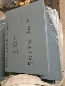 Plechové boxy
