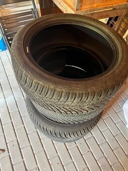 Prodám zimní pneu 235/45 R18 Firestone