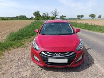 Hyundai i30, 1.6 GDI 99kW, kombi, 2.maj., ČR