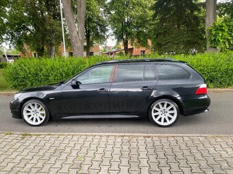 Bmw 525d M-Paket 2011 Rok koupeno v ČR najeto 238.000km
