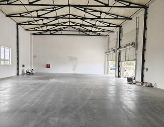 Pronájem skladů, 446 m² Strakonice, Radošovice