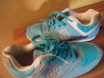 Sportovní obuv vel.34 ,modré,vel.37 černo ruzove