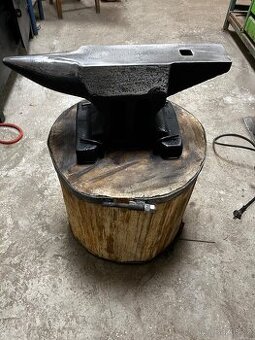 Kovadlina 50kg a kovarsky svwrak