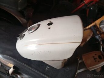 Jawa 50 Pionýr 05 20 21 maska světlometu