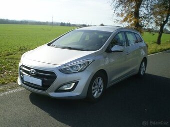 Hyundai i30 Combi Weekend 1.6CRDi, 81kw, r.v.2015, původ ČR