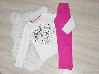 dívčí pyžamo zimním motivem 11-12 let