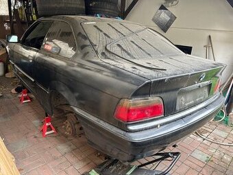 Bmw e36 coupe díly