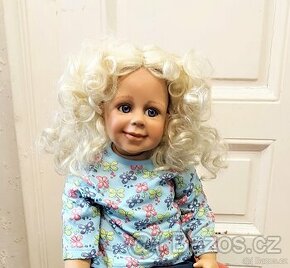 vinylová panenka Monika Levenig