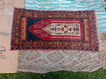 Krásný starý ručně tkaný zachovalý koberec č.3