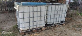 Prodám 1000 litrové nádrže