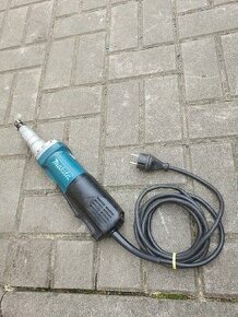 Makita GD0801C, přímá bruska
