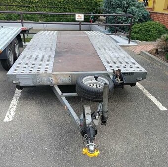 Vlek autoprepravnik s překližkou, plato