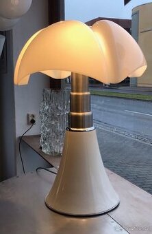 Originální stojací lampa - Pipistrello