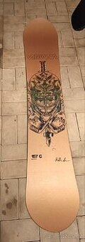 snowboard Vimana ve velikosti 157 C; 151R