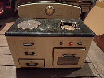 Starožitná plechová kuchyňka pro panenky MFZ Zapadní Německo