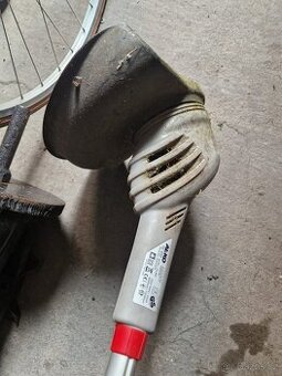 Prodám elektickou vyžínačku