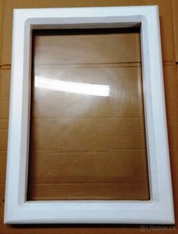 Masivní rámeček z borového dřeva