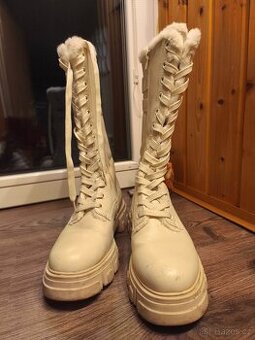 Zimní boty velikost 39
