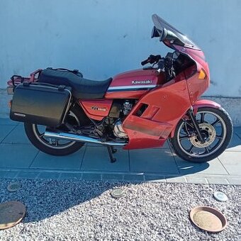 KAWASAKI 550 GT.   1985