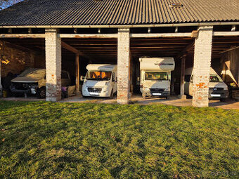 Parkovací stání pro obytné auto/karavan