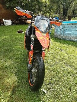 KTM 690 SM