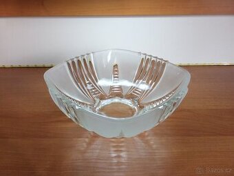 Bohemia Glass luxusní křišťálová mísa, brus dna.