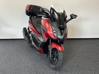 Honda Forza 125