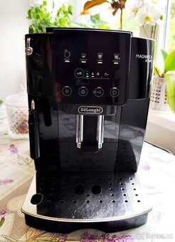 kávovar Delonghi Magnifica Start