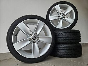 Orig. Skoda 5x100 Letní 215/40/17
